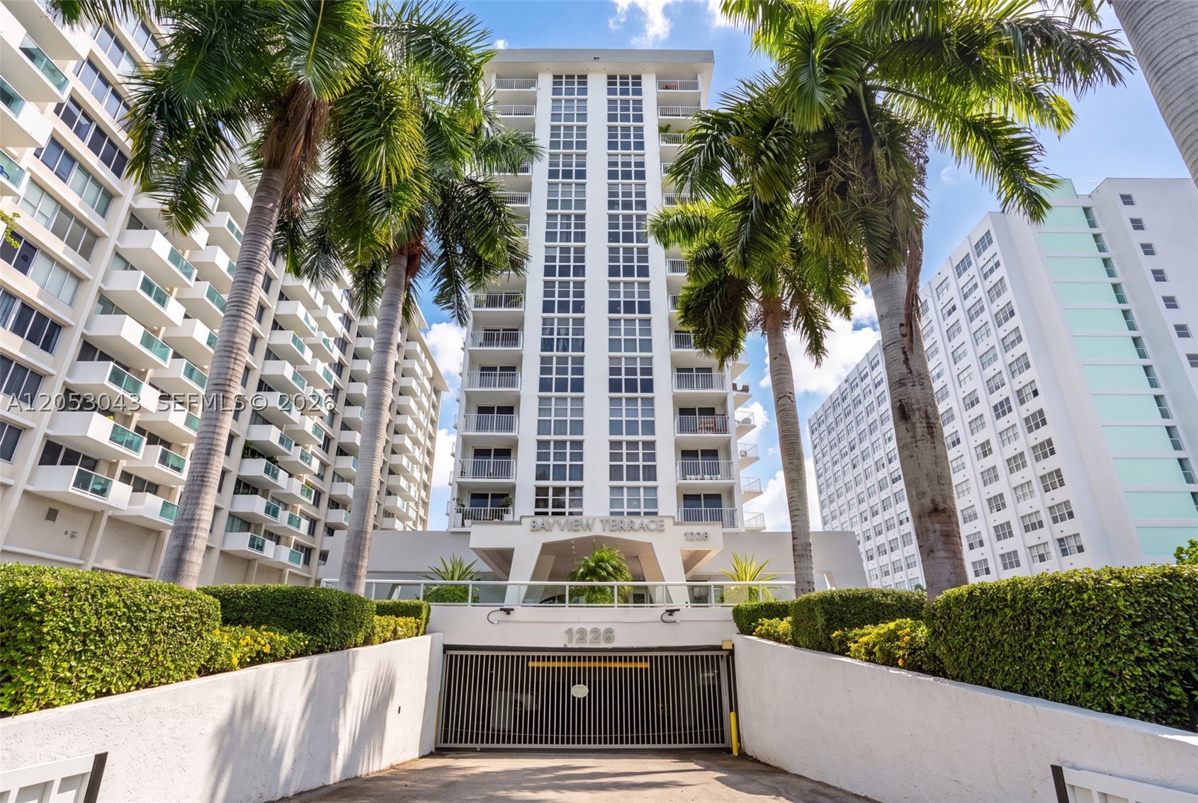 BAYVIEW TERR CONDO - Residential