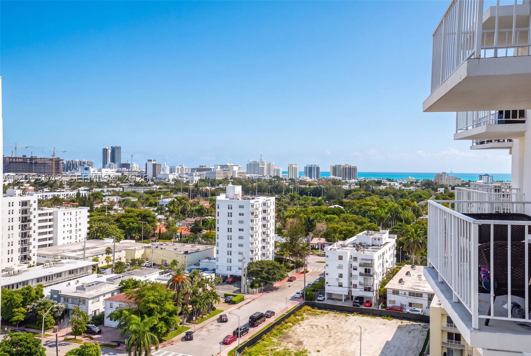 BAYVIEW TERR CONDO - Residential