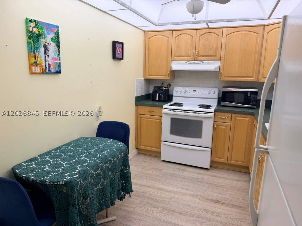 PARK PLACE CONDOMINIUM NO - Residential Lease
