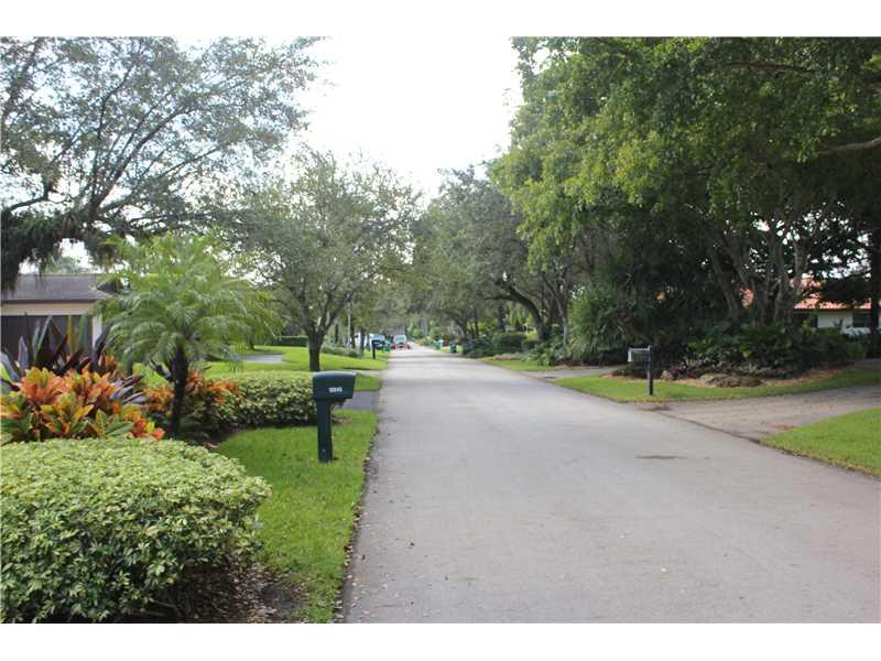 THOUSAND PINES - Residential