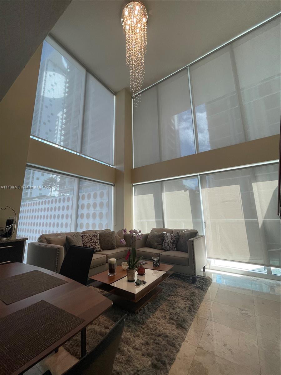 BRICKELL ON THE RIVER S T - Residential Lease