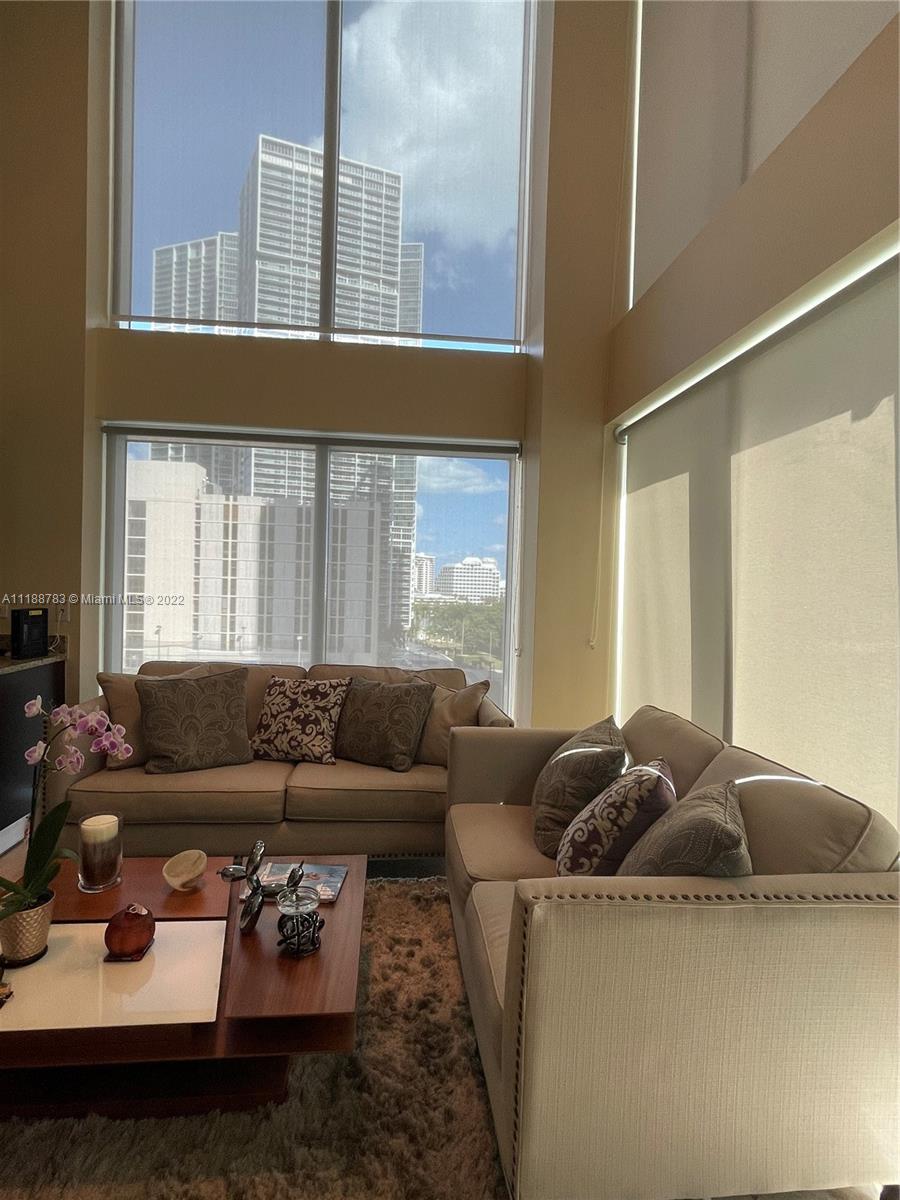 BRICKELL ON THE RIVER S T - Residential Lease