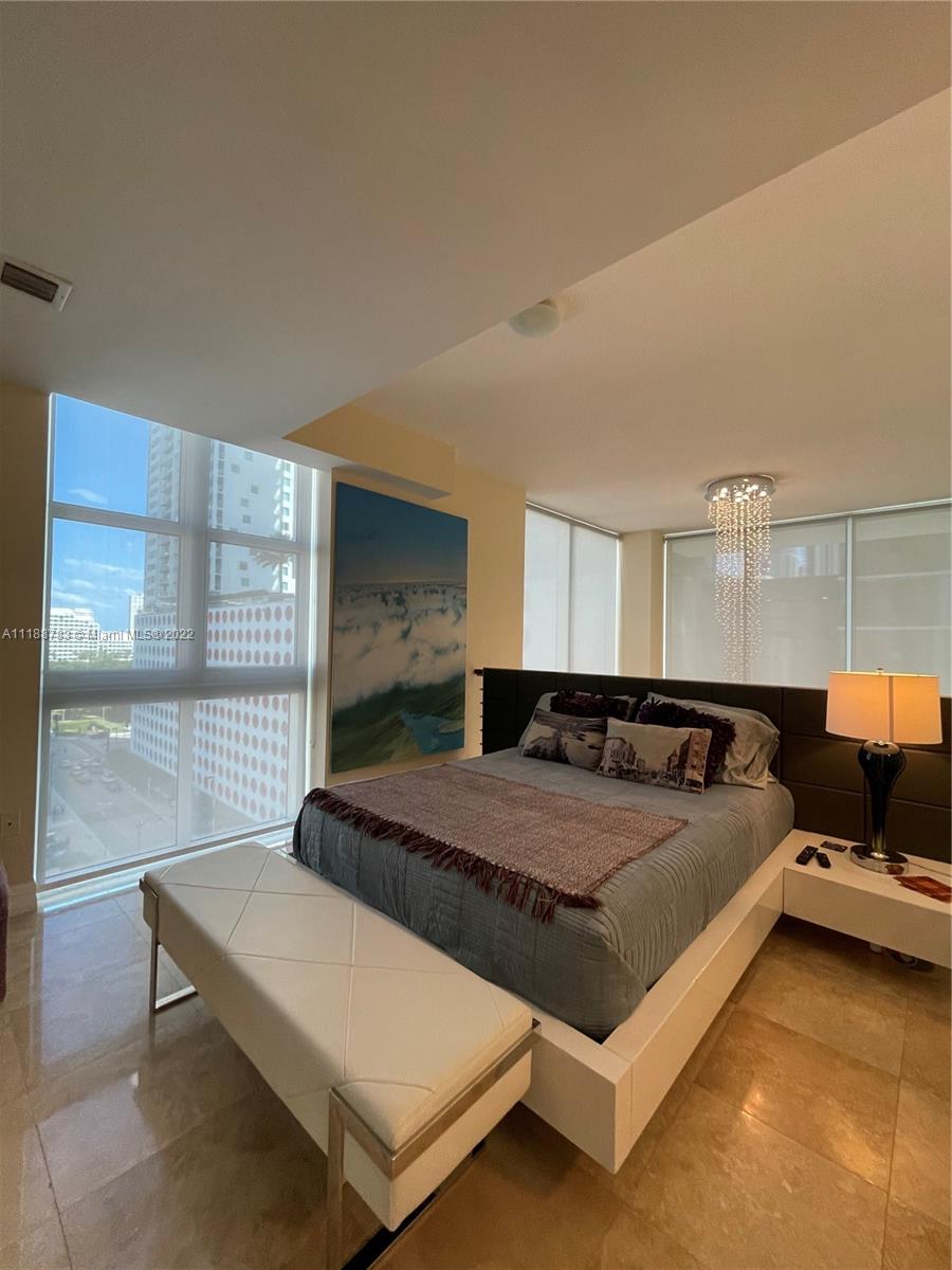 BRICKELL ON THE RIVER S T - Residential Lease