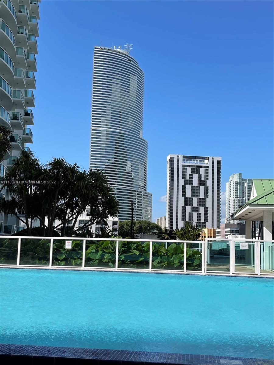 BRICKELL ON THE RIVER S T - Residential Lease