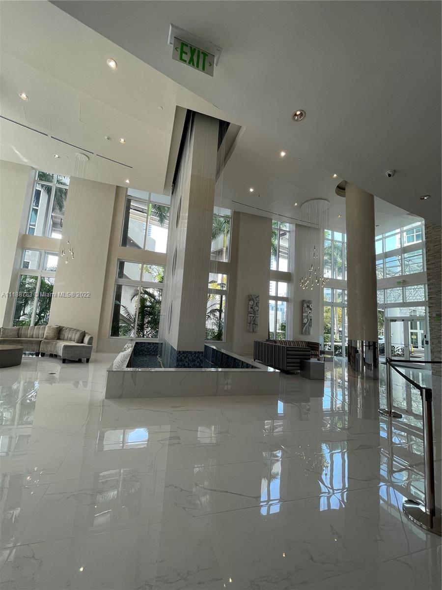 BRICKELL ON THE RIVER S T - Residential Lease
