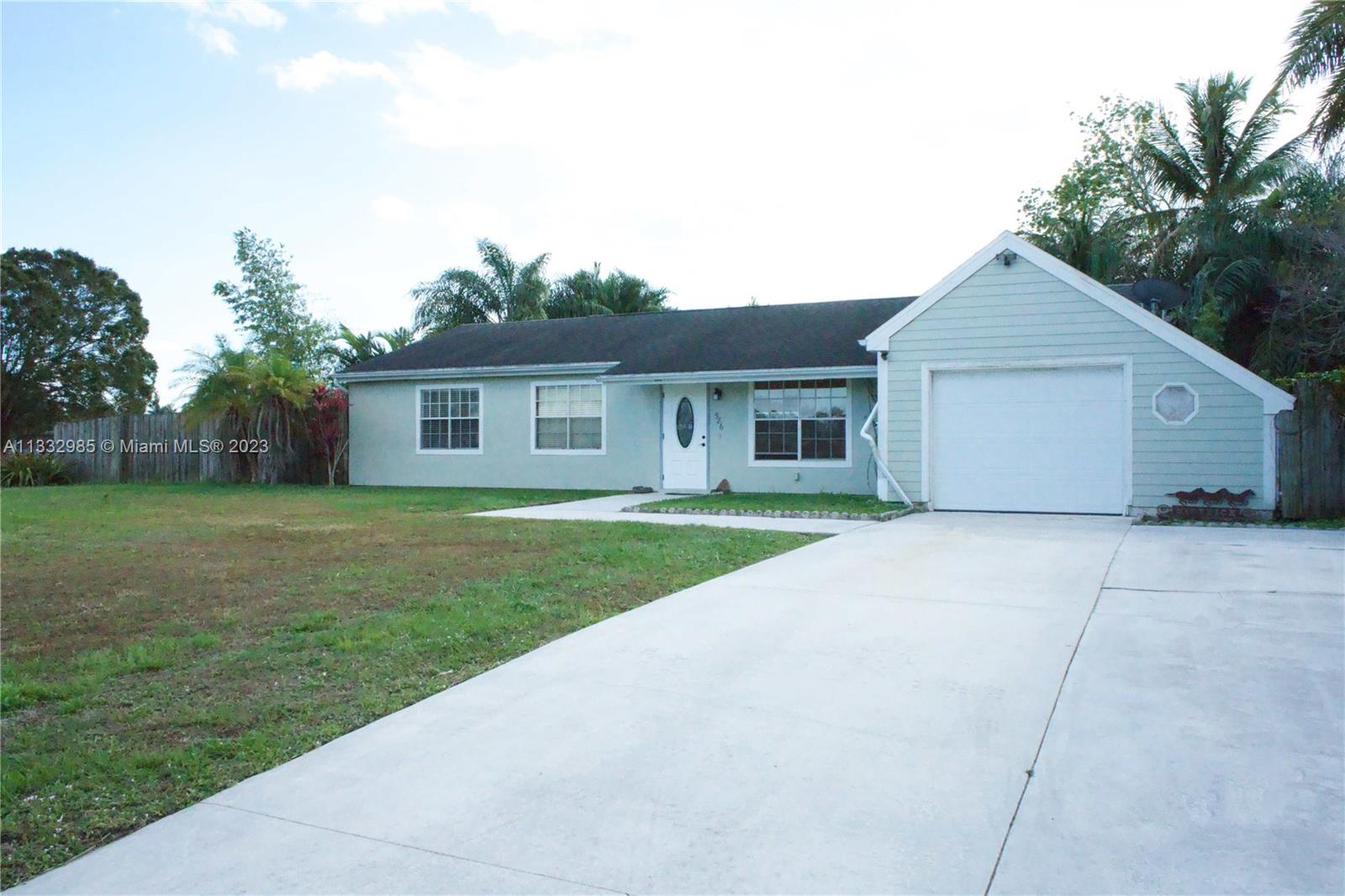 PORT ST LUCIE SECTION 13 - Residential