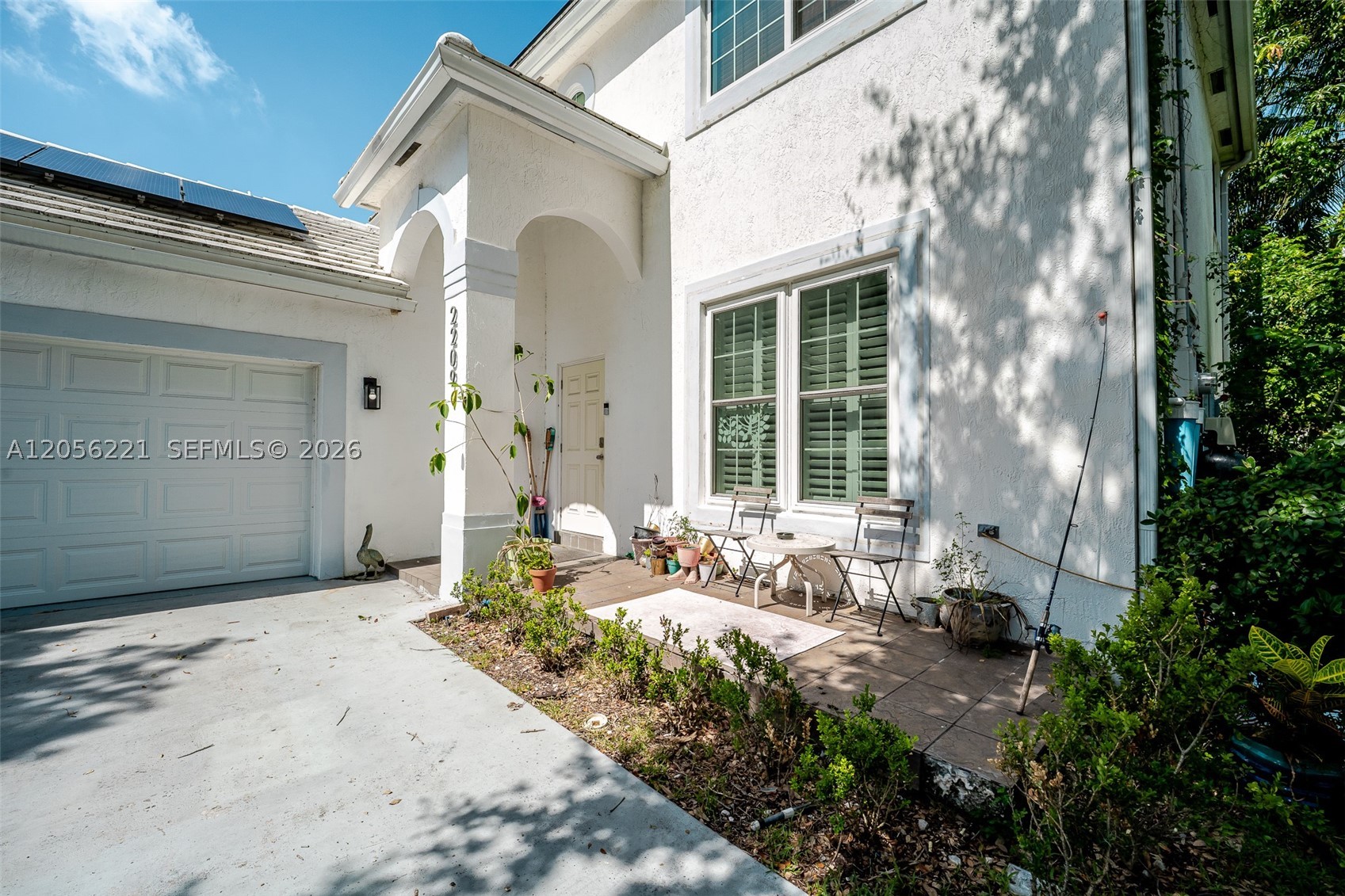 LYONS WEST - Residential