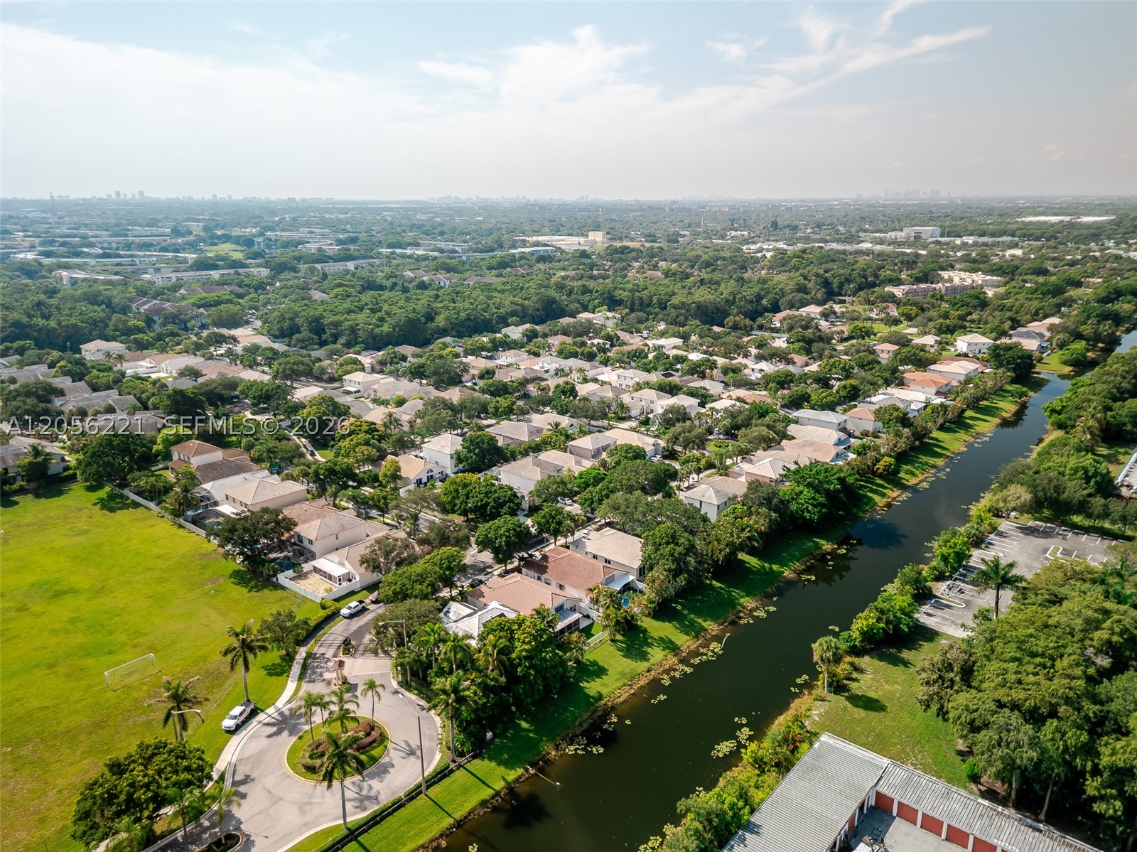 LYONS WEST - Residential