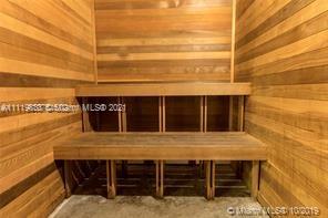 EDGEWATER LOFTS - Residential Lease