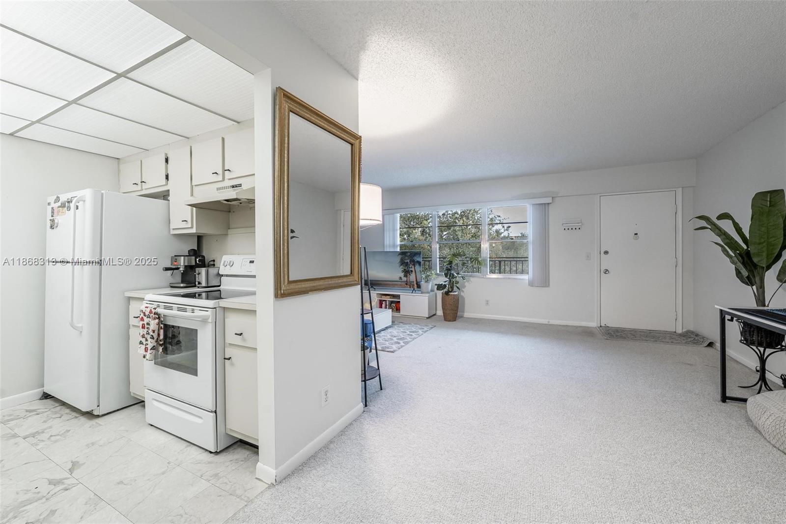 KINGSLEY AT CENTURY VILLA - Residential