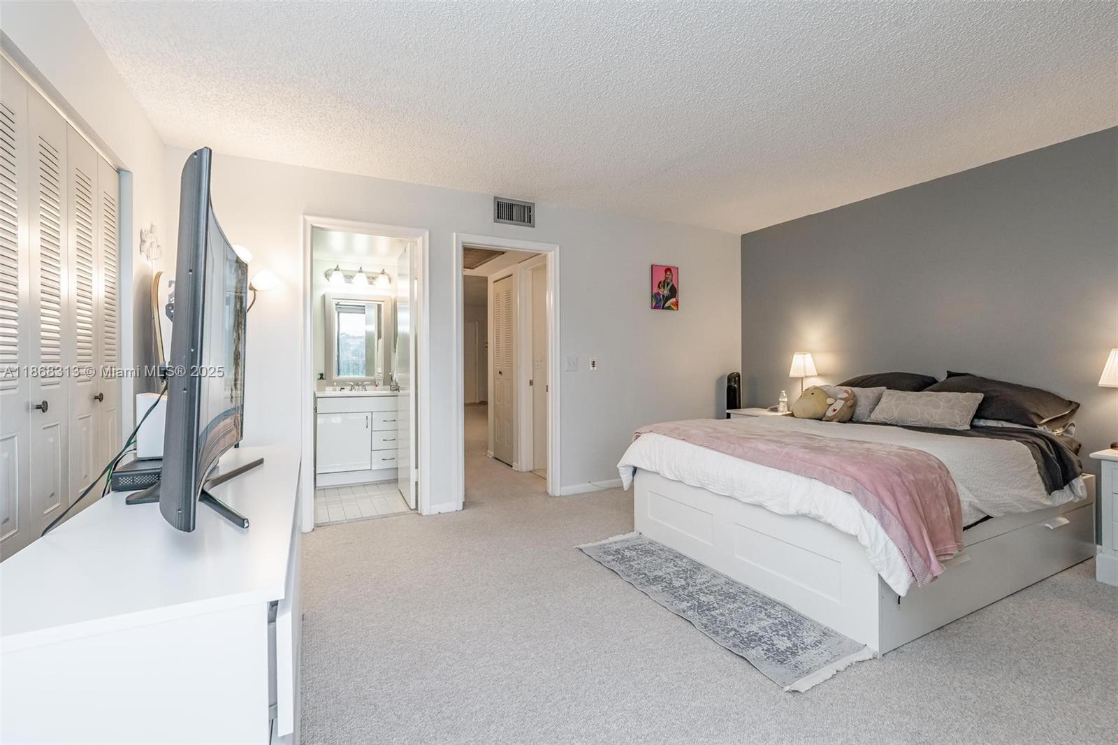KINGSLEY AT CENTURY VILLA - Residential