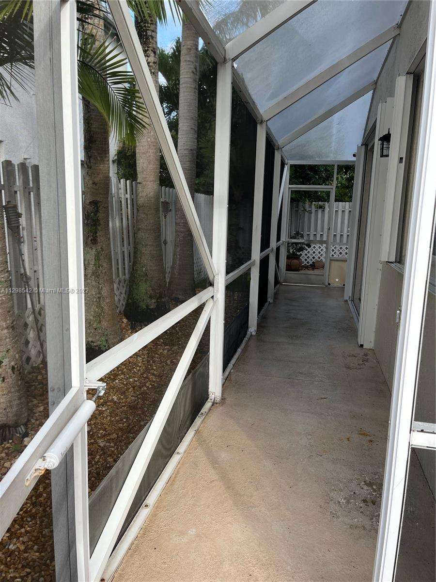 LYONS WEST - Residential Lease