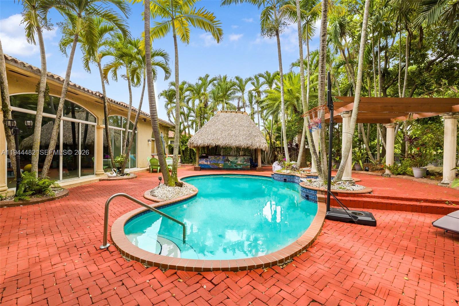 2300 ESTATES - 1 ACRE - Residential