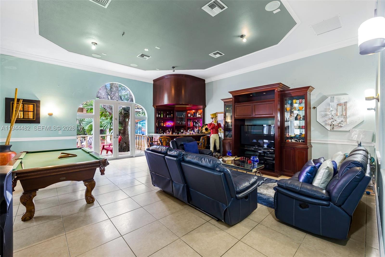 2300 ESTATES - 1 ACRE - Residential