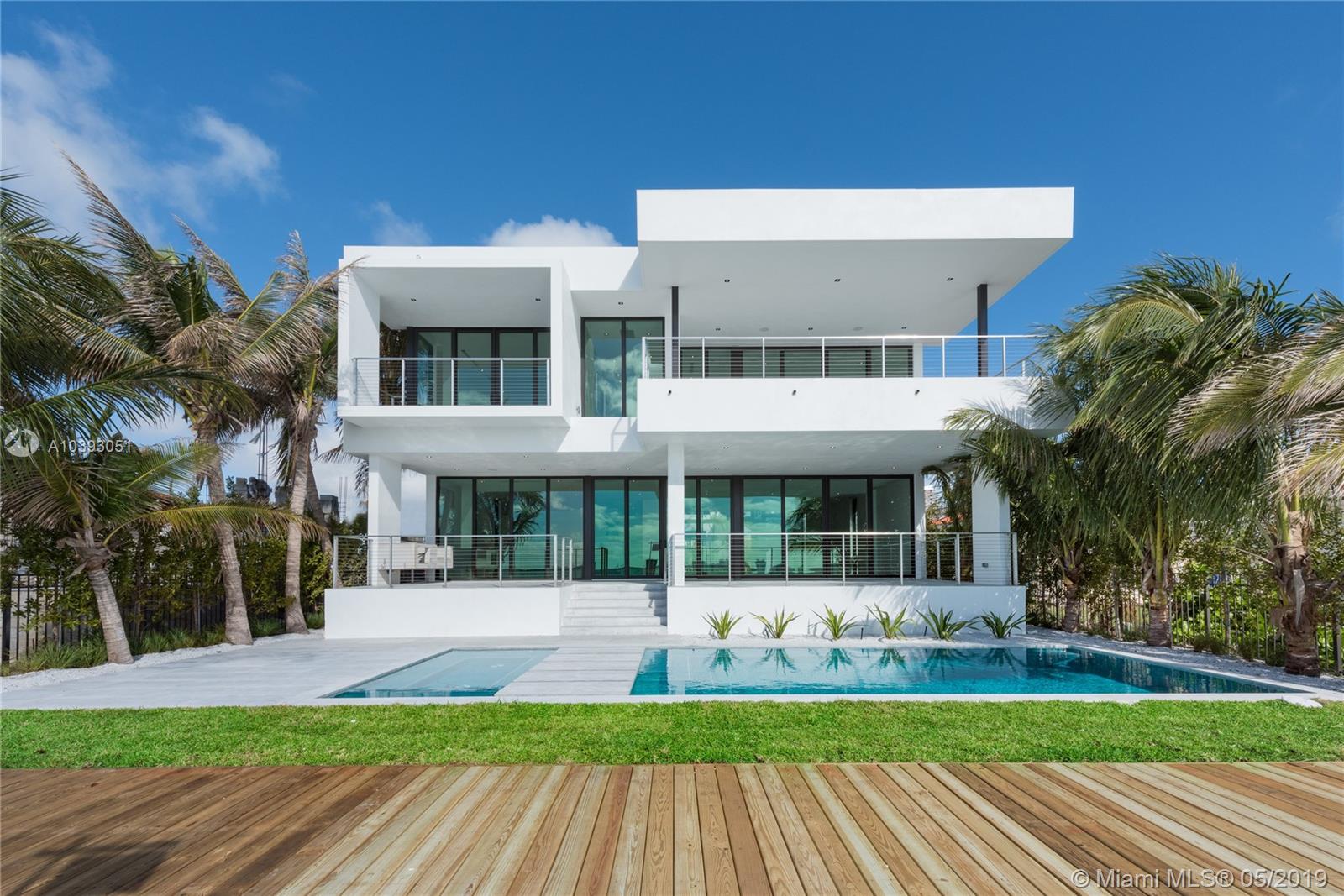 TREASURE ISLAND - Residential