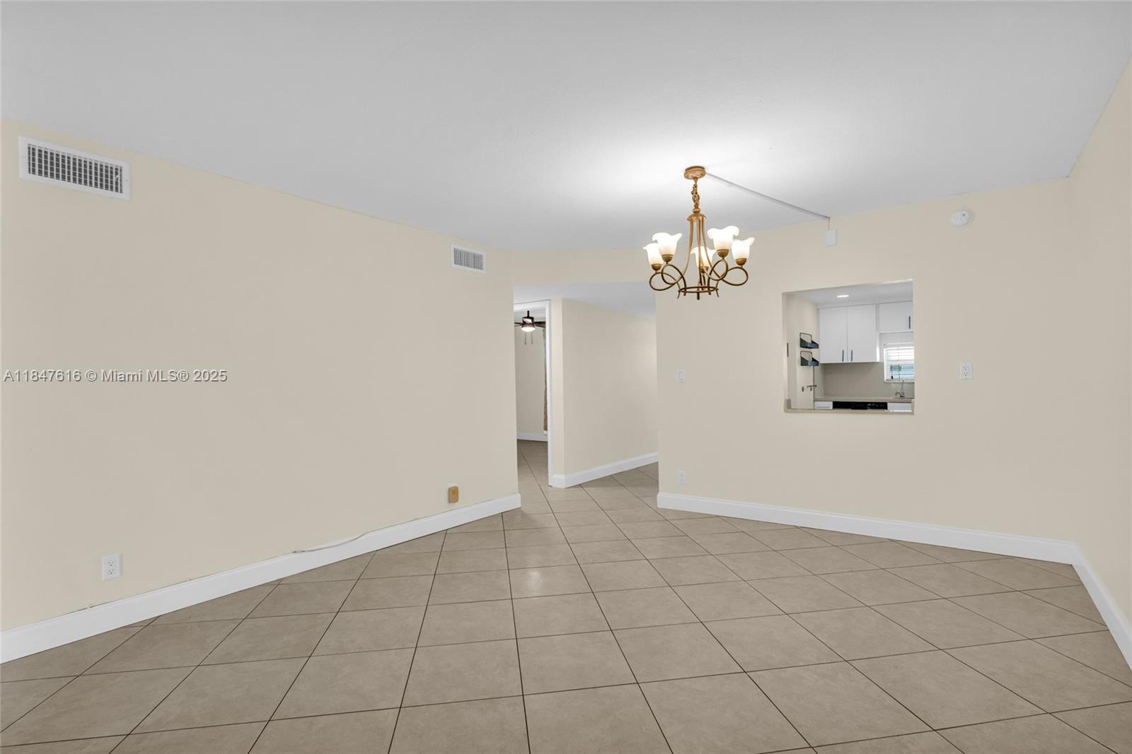 HOLLYBROOK GOLF AND TENNIS - Residential Lease