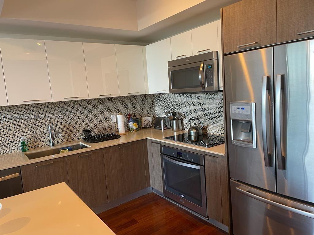 5252 PASEO CONDO - Residential