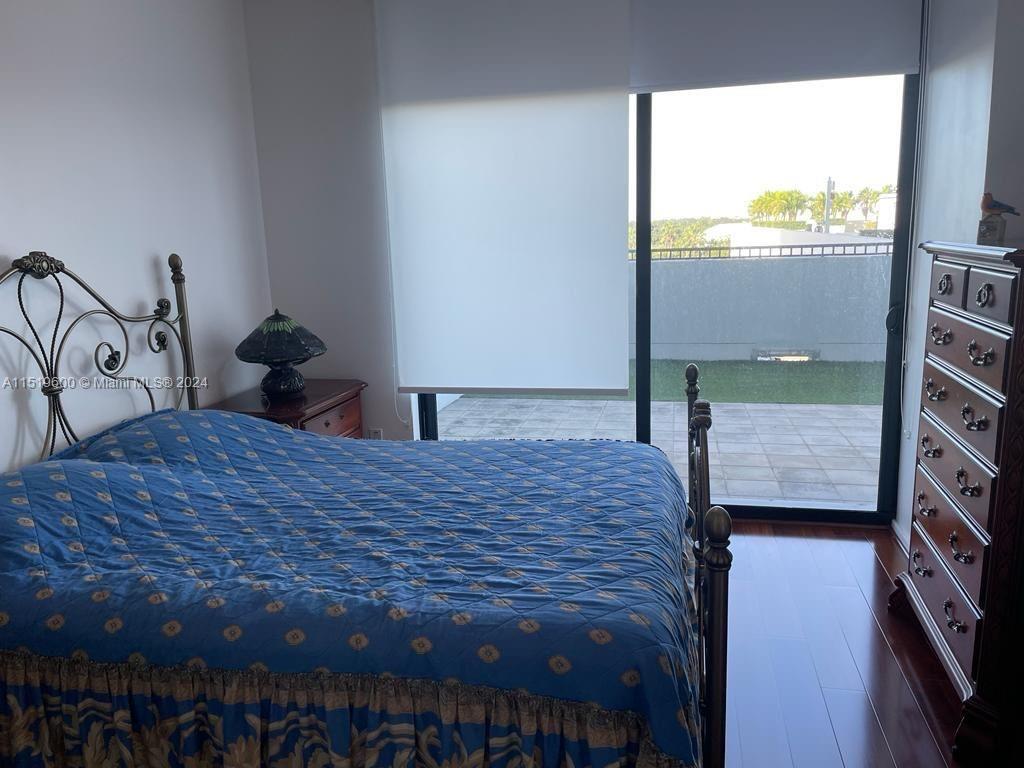 5252 PASEO CONDO - Residential