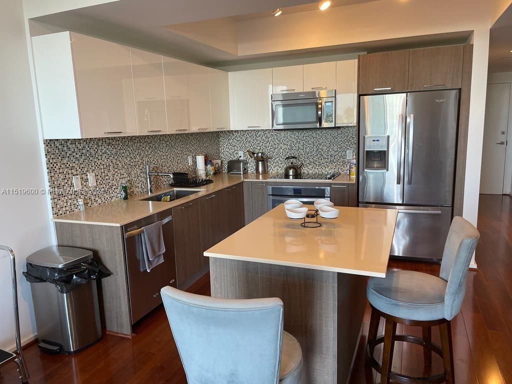 5252 PASEO CONDO - Residential