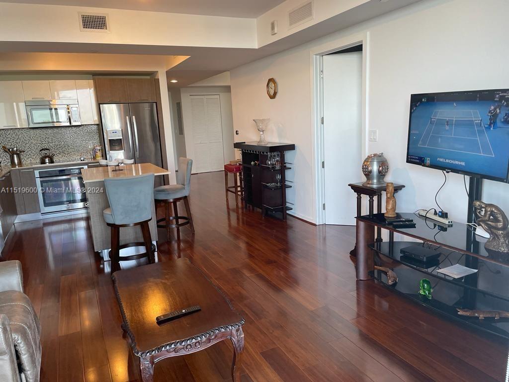 5252 PASEO CONDO - Residential