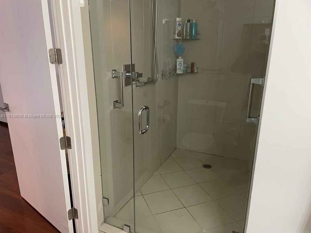 5252 PASEO CONDO - Residential