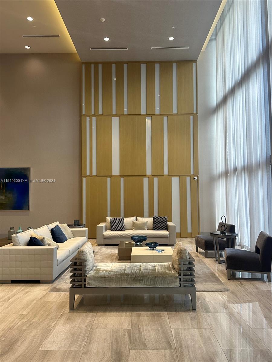 5252 PASEO CONDO - Residential