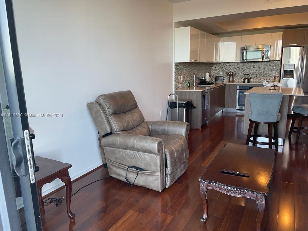 5252 PASEO CONDO - Residential