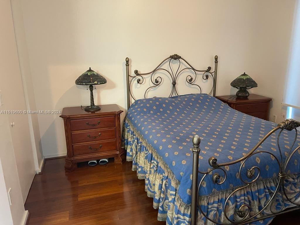5252 PASEO CONDO - Residential