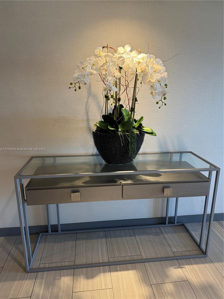 5252 PASEO CONDO - Residential