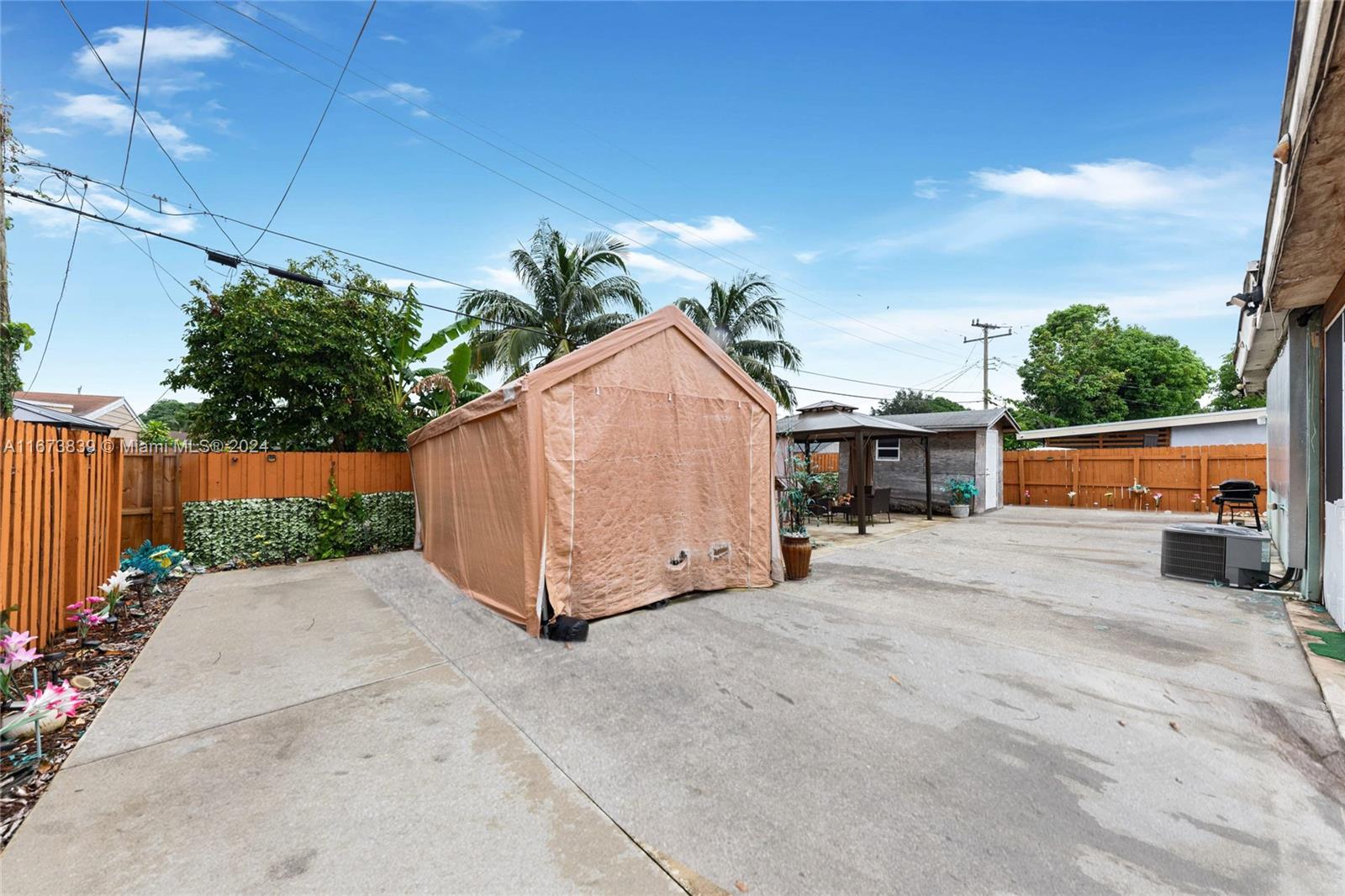 MIRAMAR PARK - Residential