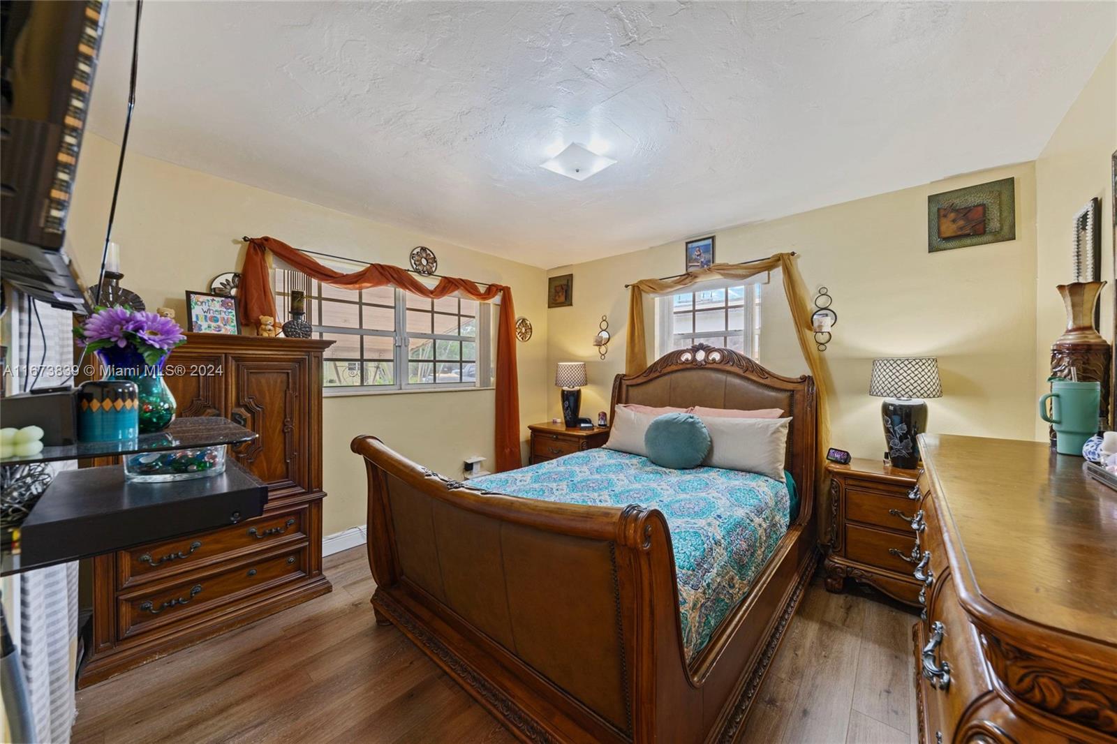 MIRAMAR PARK - Residential