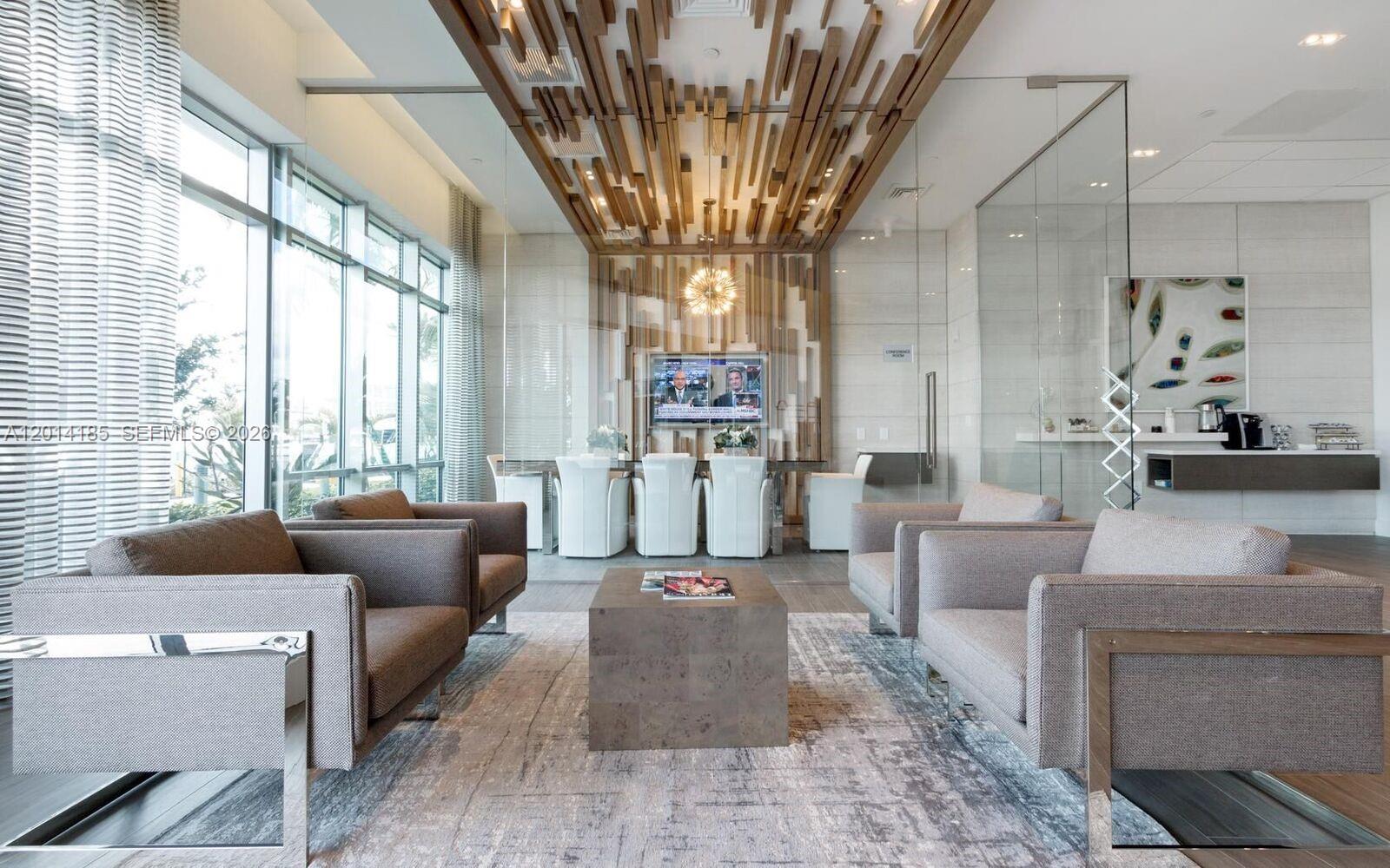 MARINA PALMS RESIDENCES - Residential