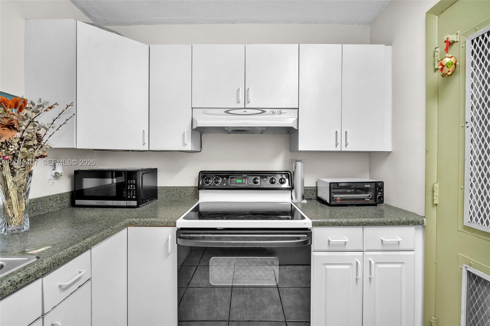 MAR-LEN GARDENS NO 6 CORP - Residential