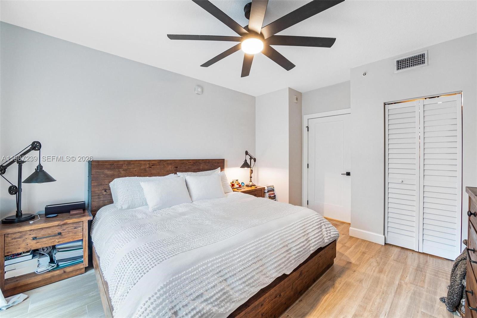 DOWNTOWN DADELAND CONDO N - Residential