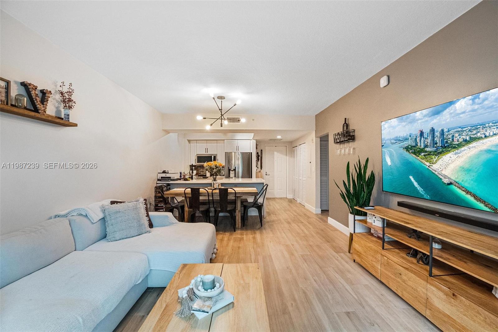 DOWNTOWN DADELAND CONDO N - Residential