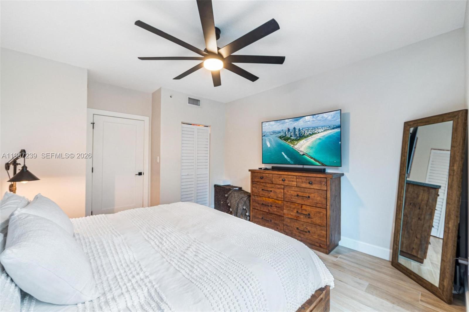DOWNTOWN DADELAND CONDO N - Residential
