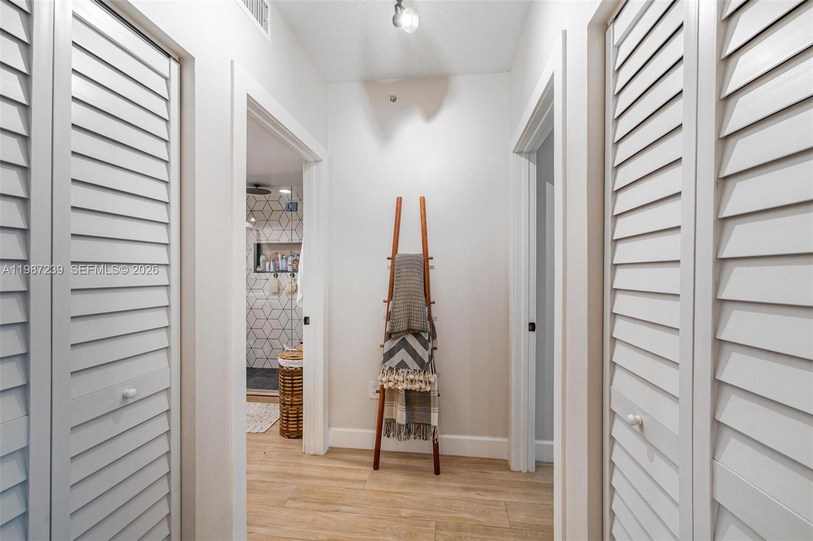 DOWNTOWN DADELAND CONDO N - Residential