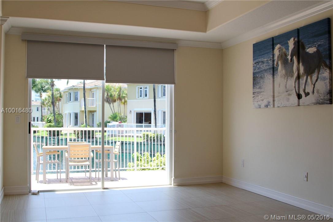AVENTURA LAKES - PHASE II - Residential Lease