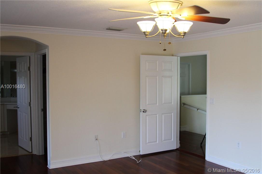 AVENTURA LAKES - PHASE II - Residential Lease