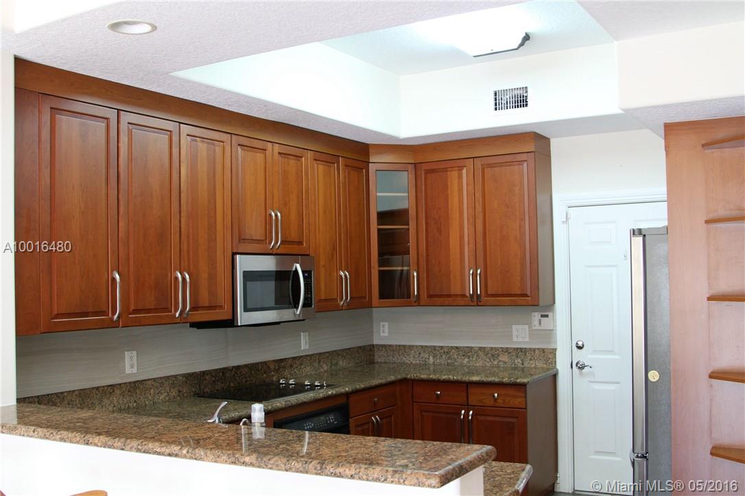 AVENTURA LAKES - PHASE II - Residential Lease