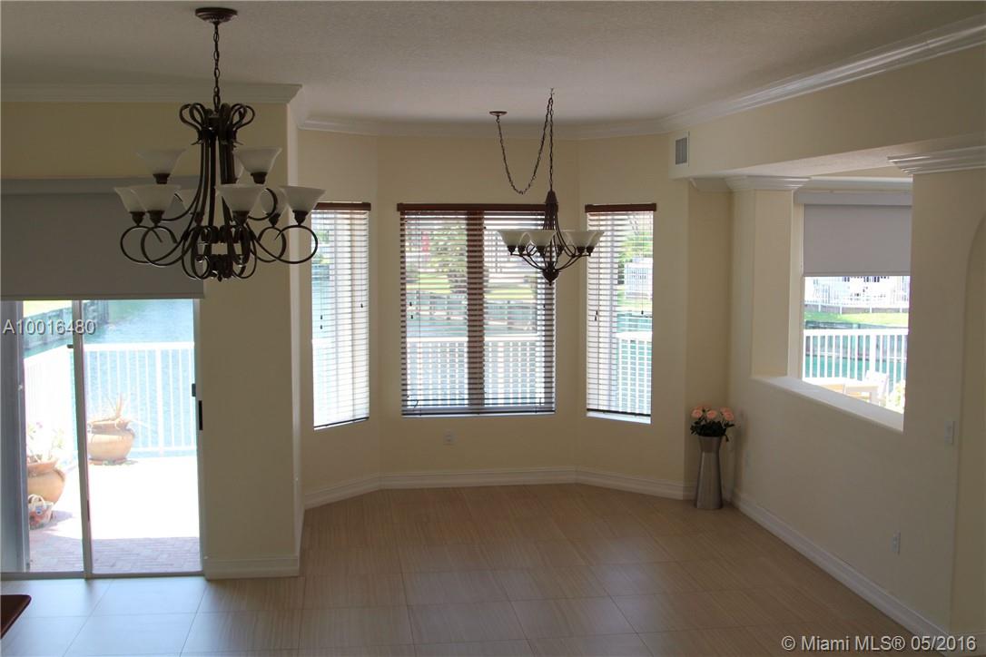 AVENTURA LAKES - PHASE II - Residential Lease