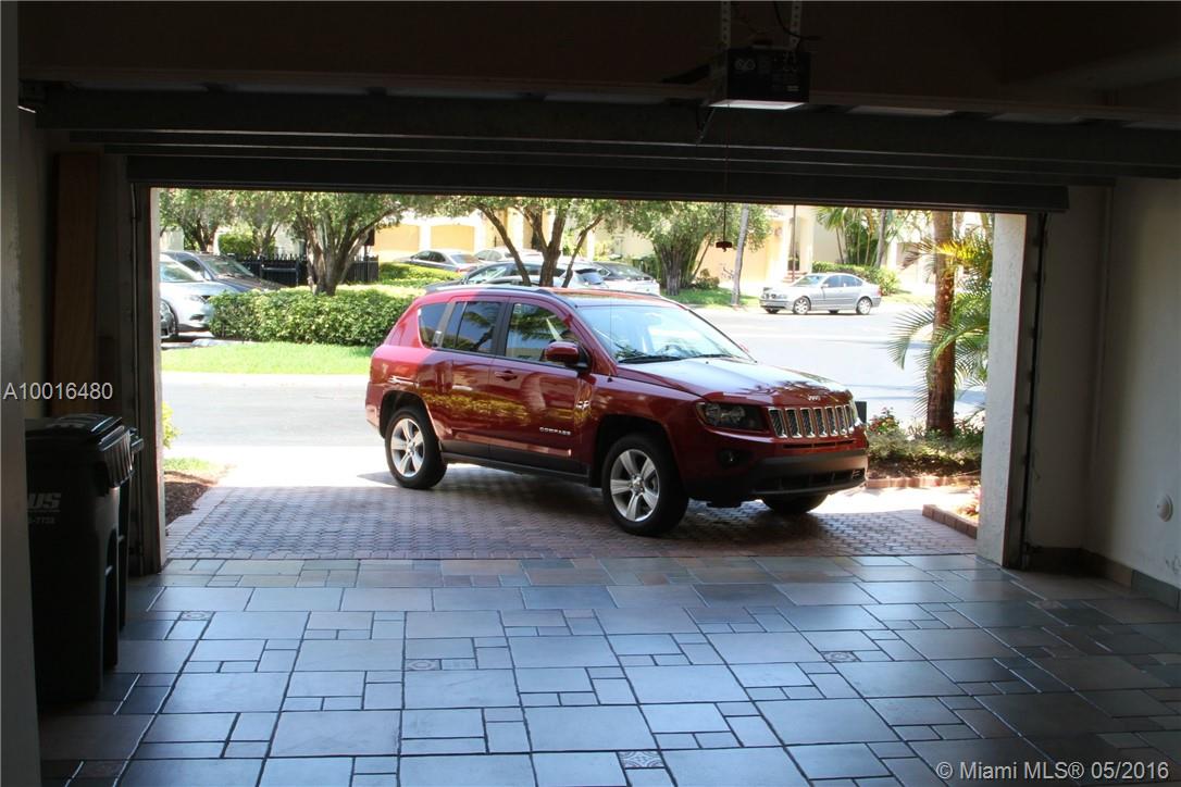 AVENTURA LAKES - PHASE II - Residential Lease