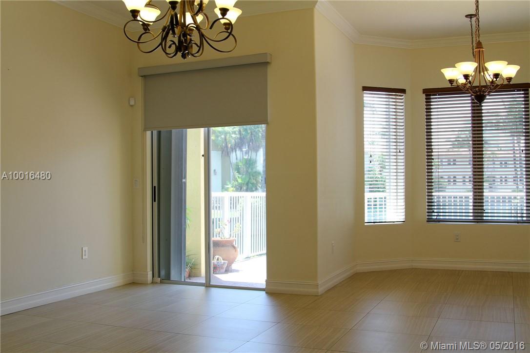 AVENTURA LAKES - PHASE II - Residential Lease