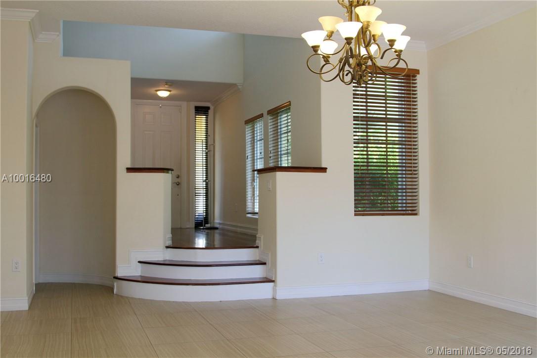 AVENTURA LAKES - PHASE II - Residential Lease