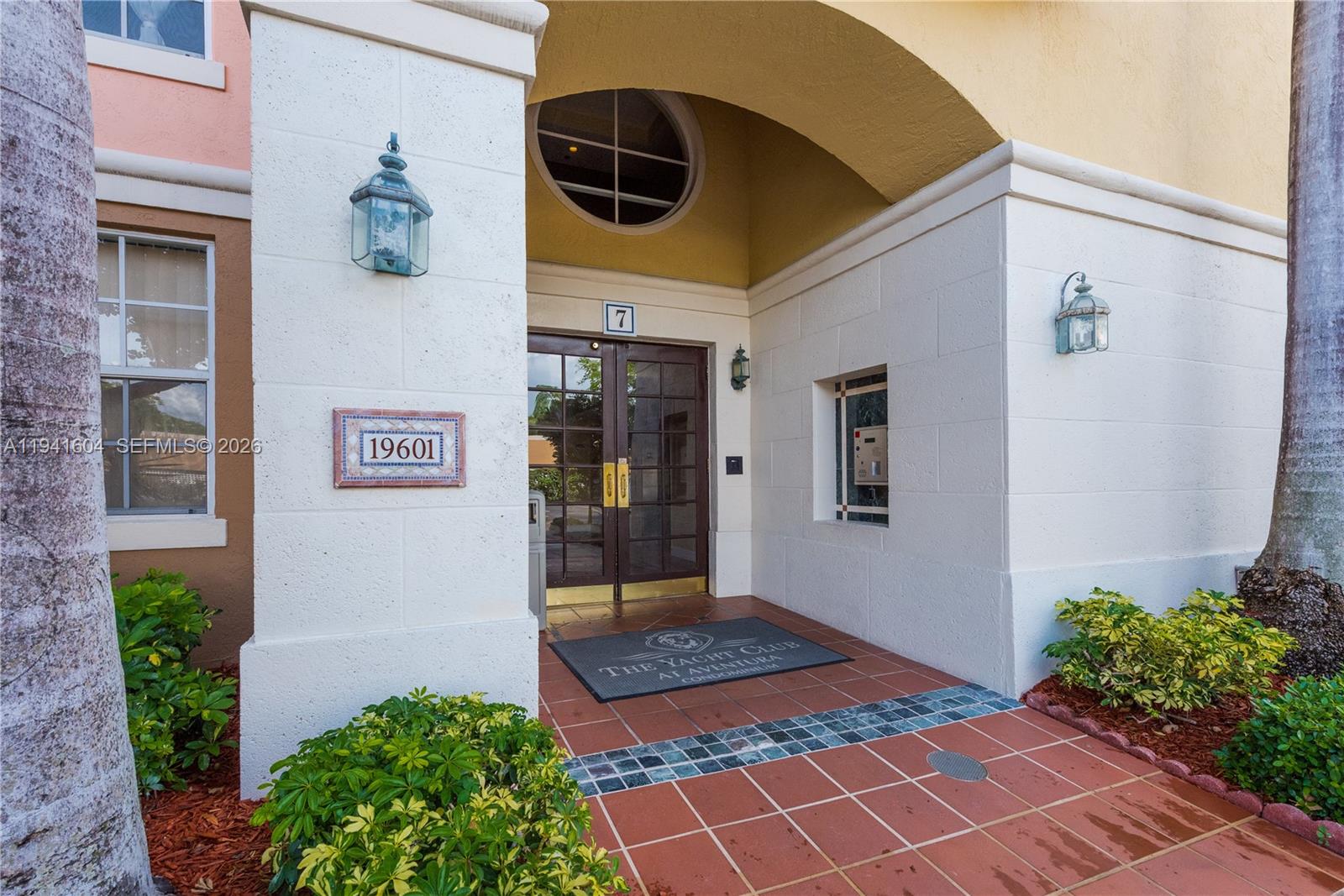 THE YACHT CLUB AT AVENTUR - Residential