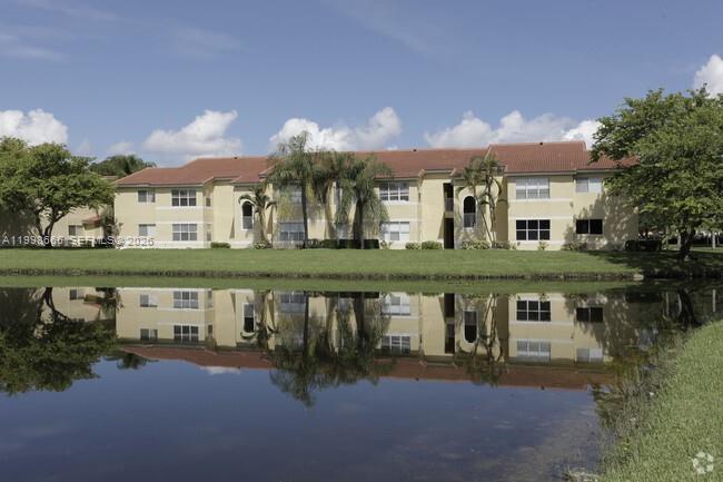 The wonder of owning a condo with a low HOA fee, well maintained and with an on-site manager. Located behind golf courses, with a school on the corner, tennis courts nearby, close to Sawgrass Mills, and easy access to major highways. A comfortable one-bedroom apartment, vacant and ready to move in. Don’t miss the opportunity to own your home. Also ideal for investors—you can rent it immediately.