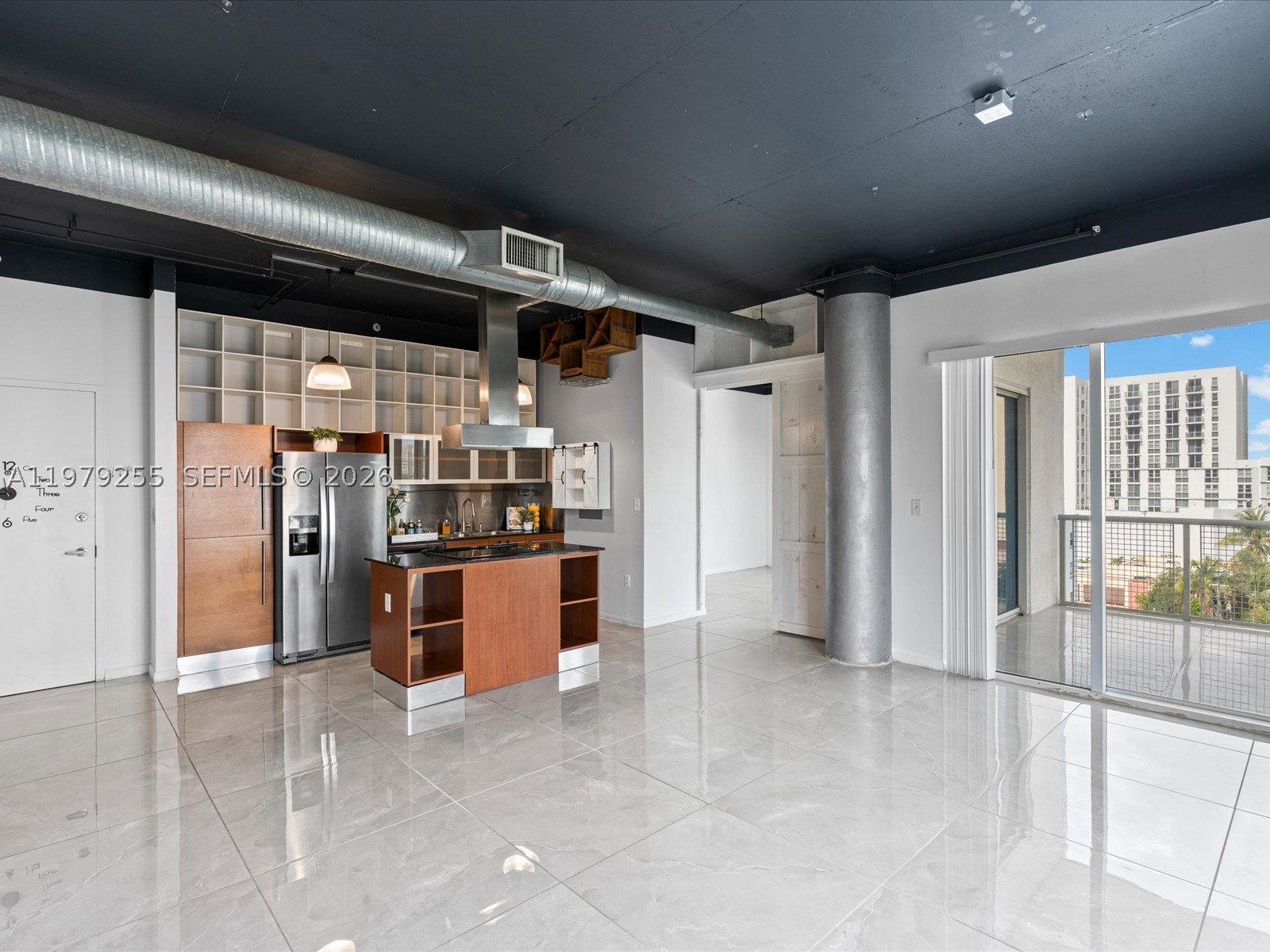 NEO LOFTS CONDO - Residential