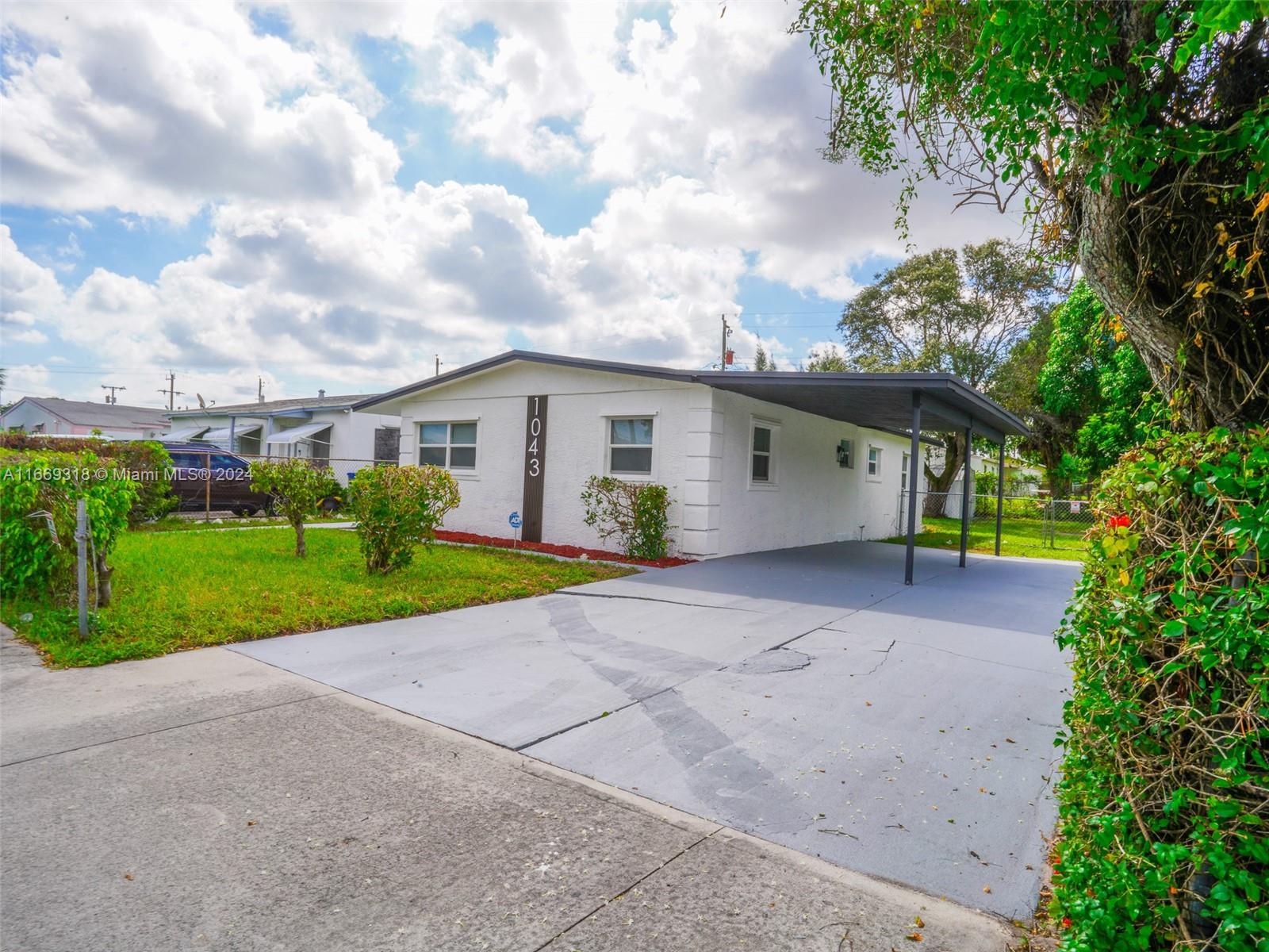 MONROE HEIGHTS - Residential