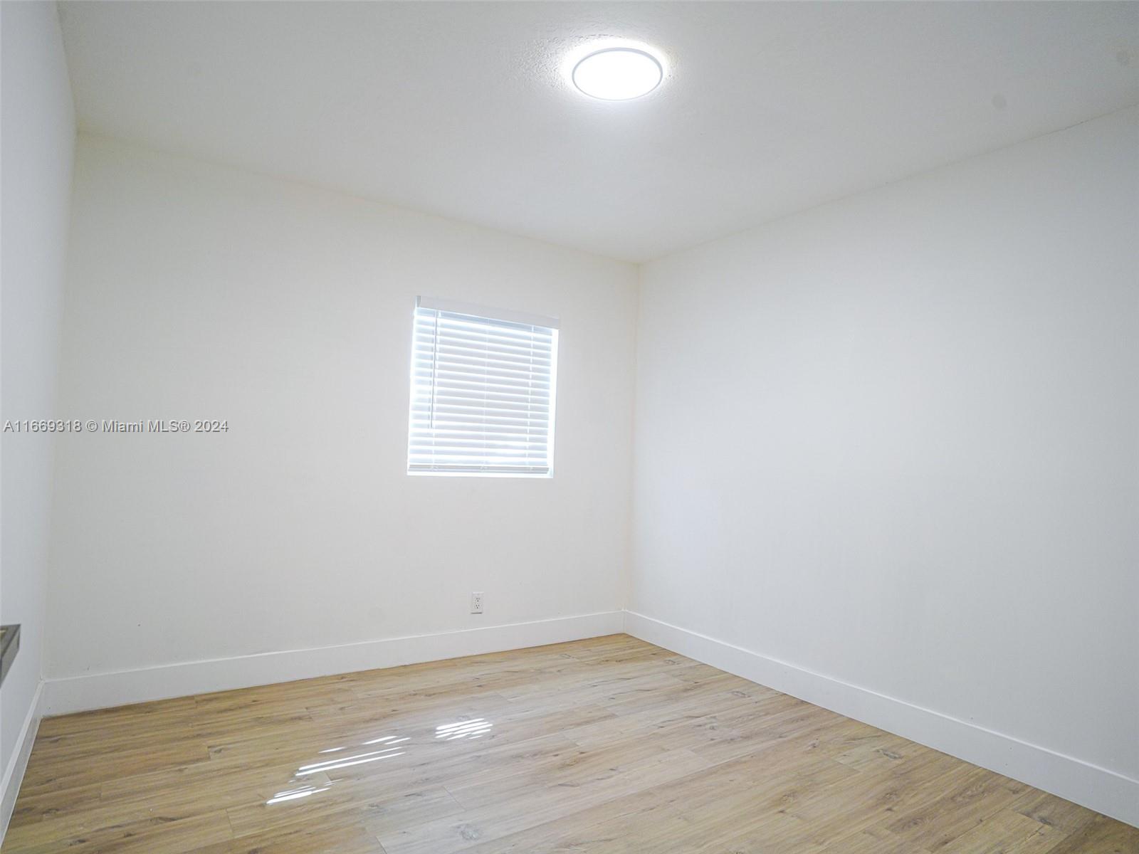 MONROE HEIGHTS - Residential