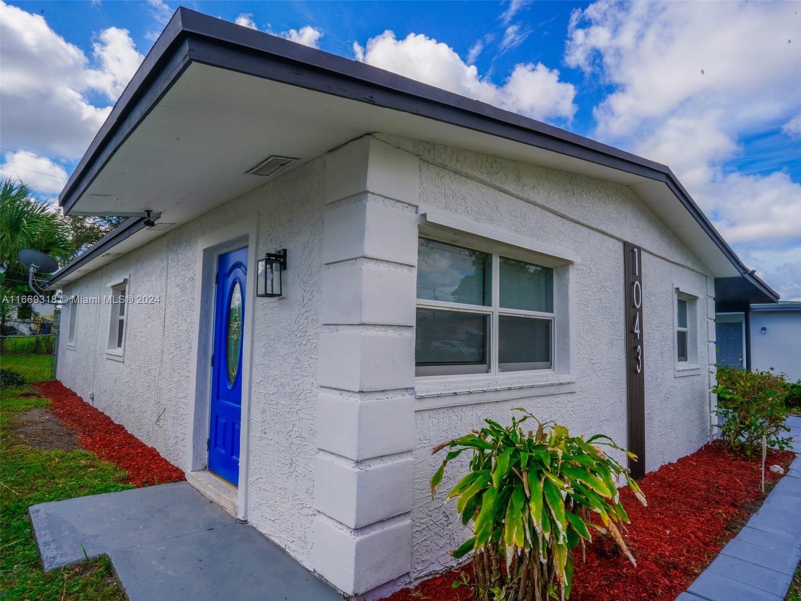MONROE HEIGHTS - Residential